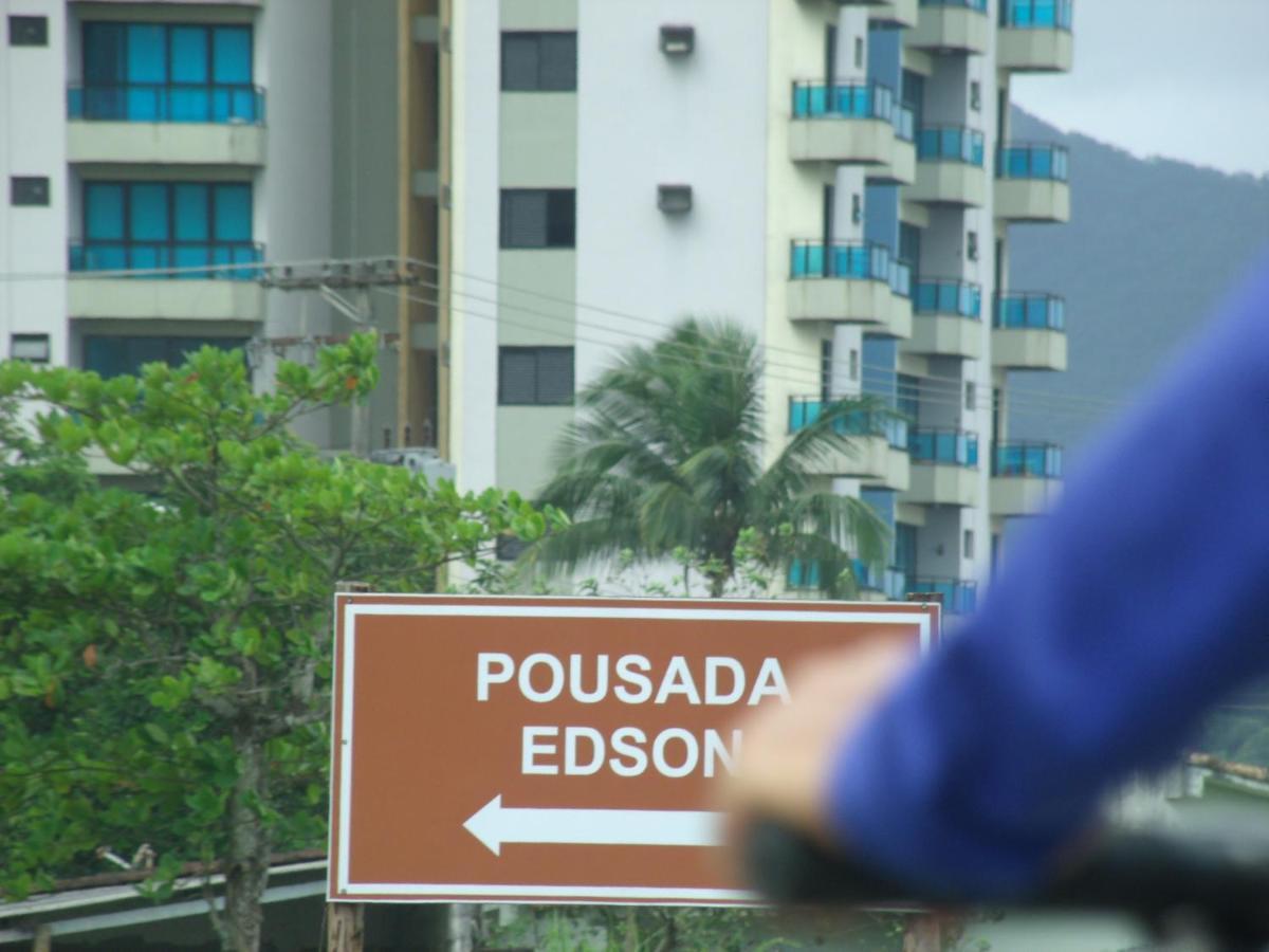 Pousada Edson カラグァタトゥバ エクステリア 写真